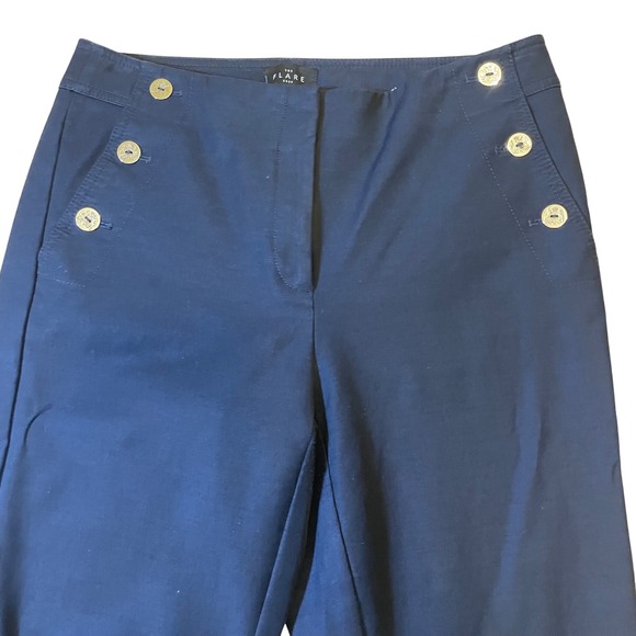 White‎ House Black Market Flare Crop Pants  Women's Size 2 Sailor Button Accents - Picture 3 of 12